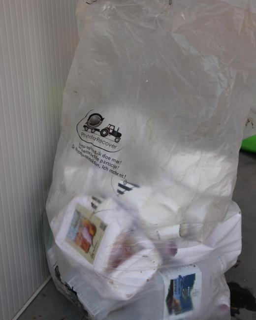 Sac poubelle AgriRecover pour rassembler les bidons vides de PPP